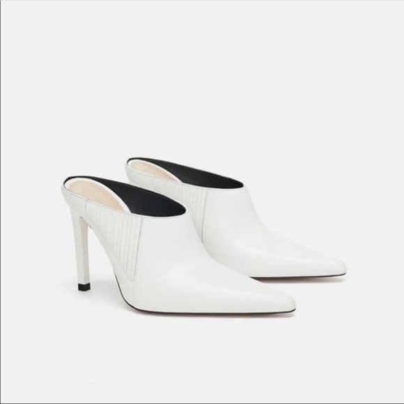 white mule shoes